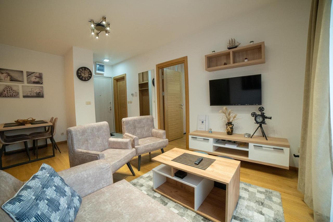 Raskovic 1 - Balkan Hill 2, Pekovic Apartment *